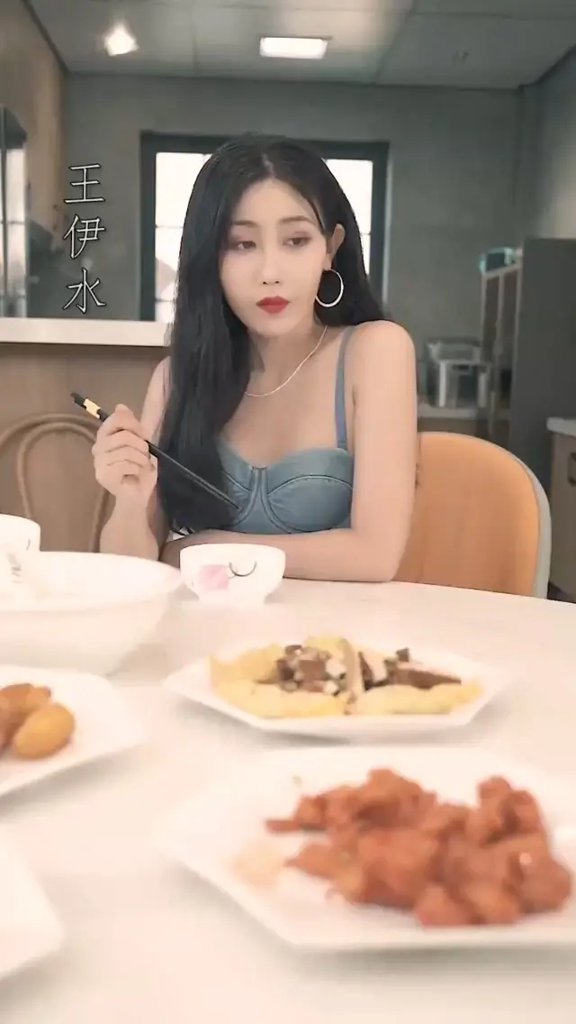 《无敌赘婿》：逆袭爽文？看窝囊废如何翻身成龙！