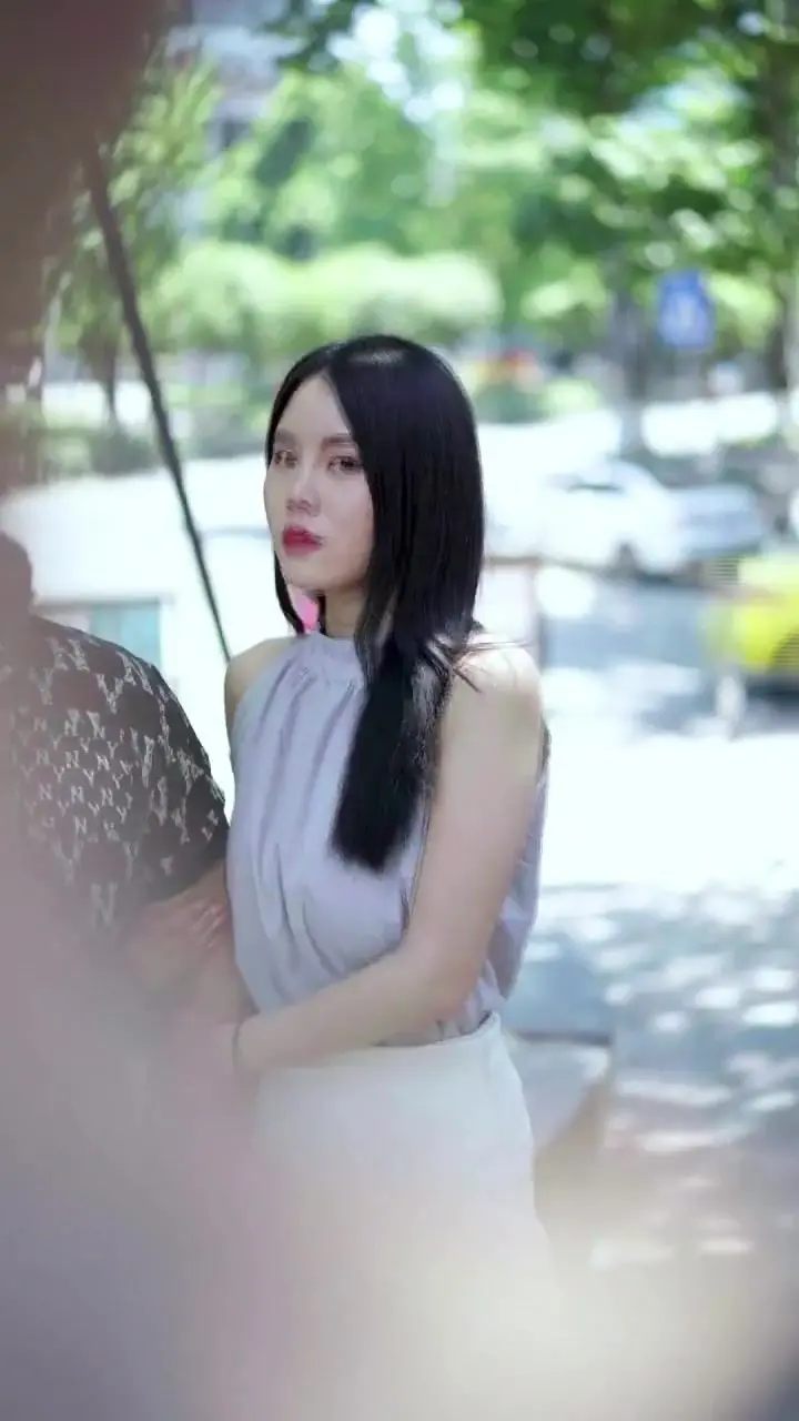 《桃运小保安》：看小保安如何逆袭，桃花运爆棚？爆笑喜剧不容错过！